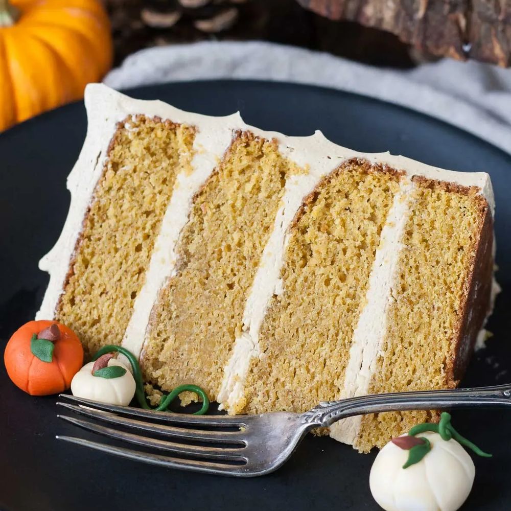 Pumpkin Spice Latte Cake — Sweet Nugget Bakery in New Richmond, WI ...