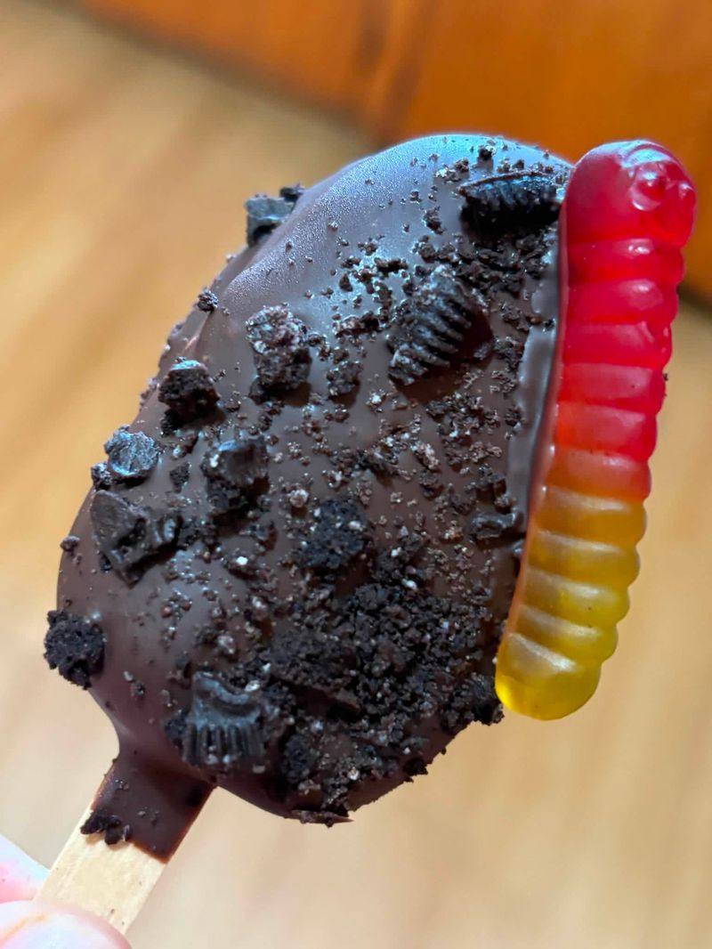 Dirt Cake Stuffed with pudding — Allie Pops in Menlo